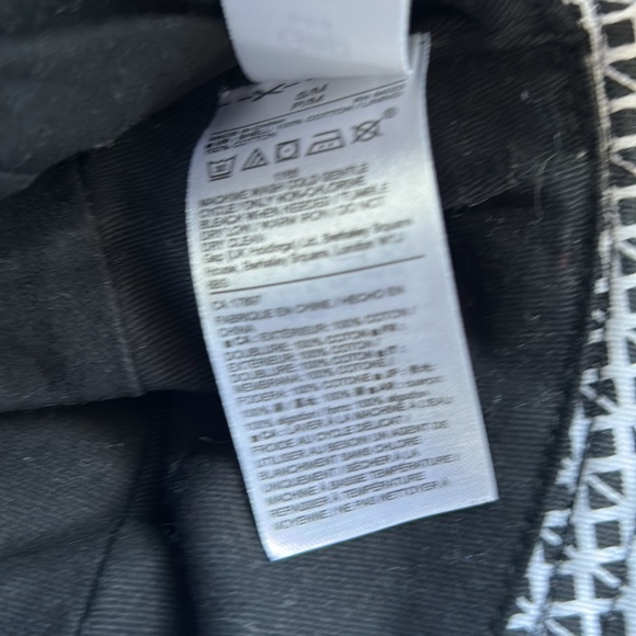 Gap Bucket Hat black & white size small - Picture 6 of 8